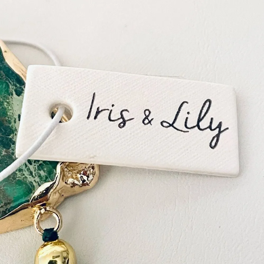 NWT Iris & Lily Gorgeous genuine Green Jasper gemstone Gold Necklace